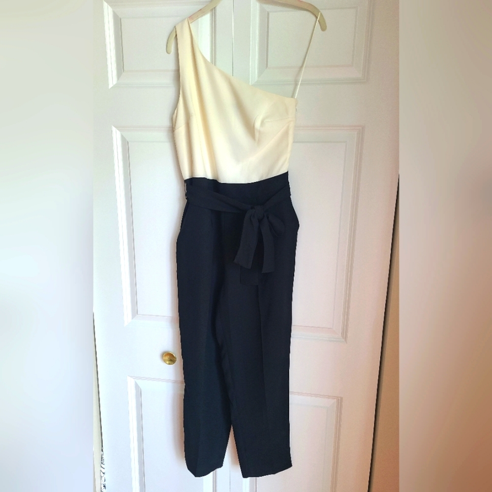 Banana Republic One-Shoulder Black and White Jumpsuit Size 2